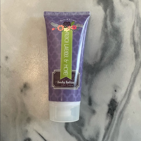 ⭐️ BUNDLE ⭐️ - BATH & BODY WORKS A THOUSAND WISHES LOTION - Picture 3 of 9